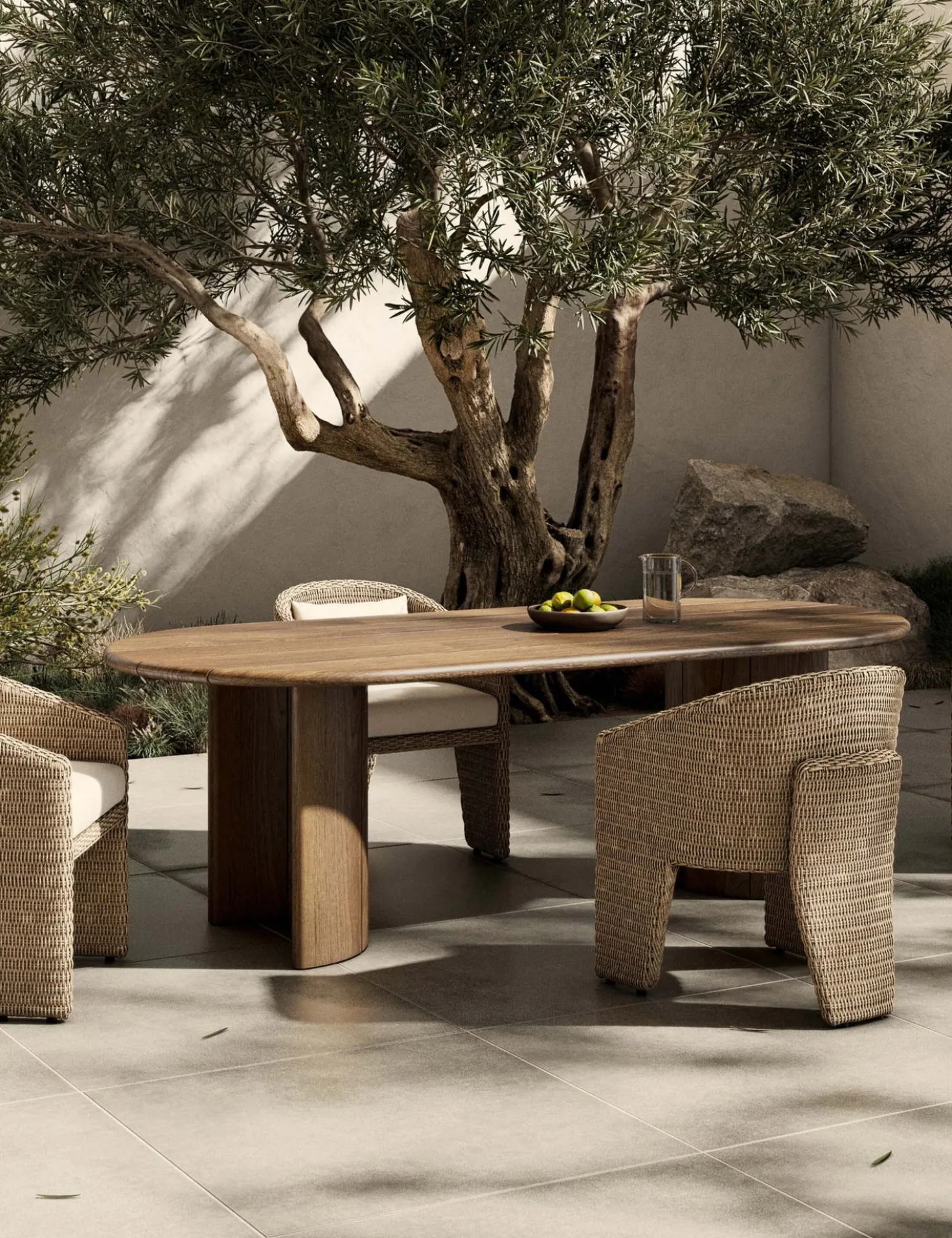 Gilda Outdoor Oval Dining Table
