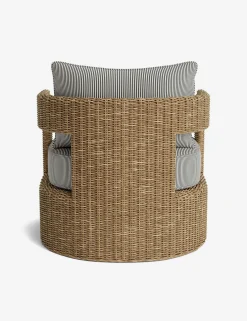 Hadler Outdoor Swivel Lounge Chair