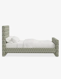 Halloway Platform Bed