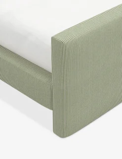 Halloway Platform Bed