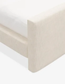 Halloway Platform Bed