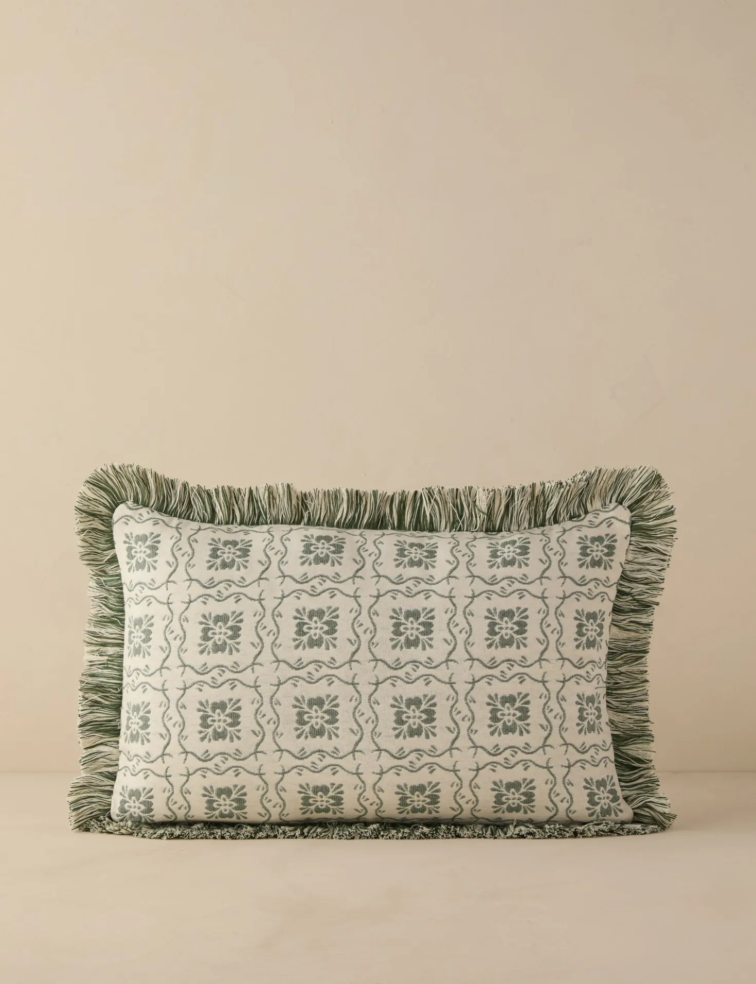 Halstead Indoor / Outdoor Pillow