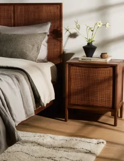 Hannah Platform Bed