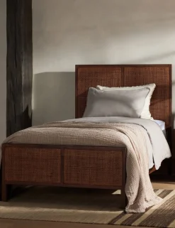 Hannah Platform Bed