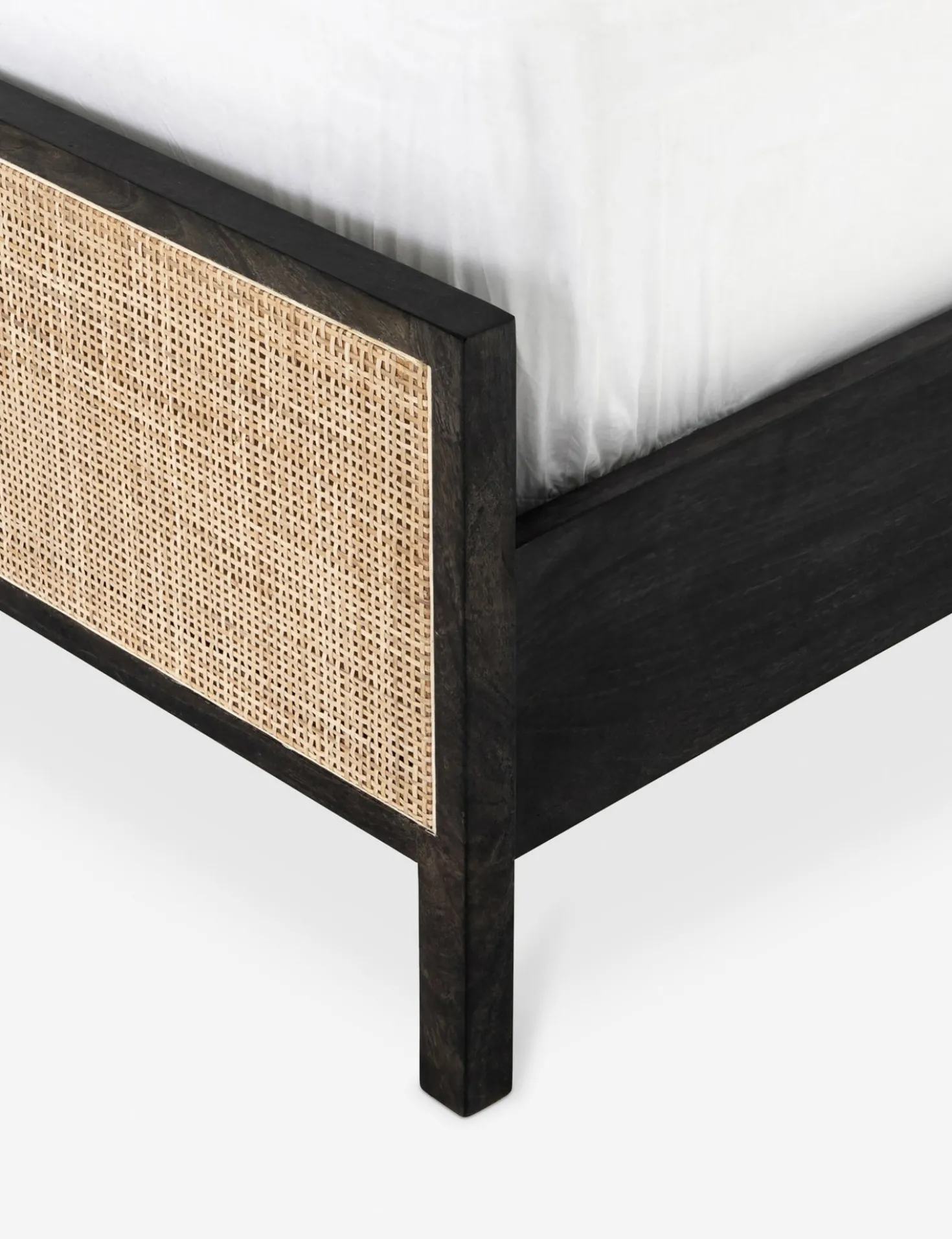 Hannah Platform Bed
