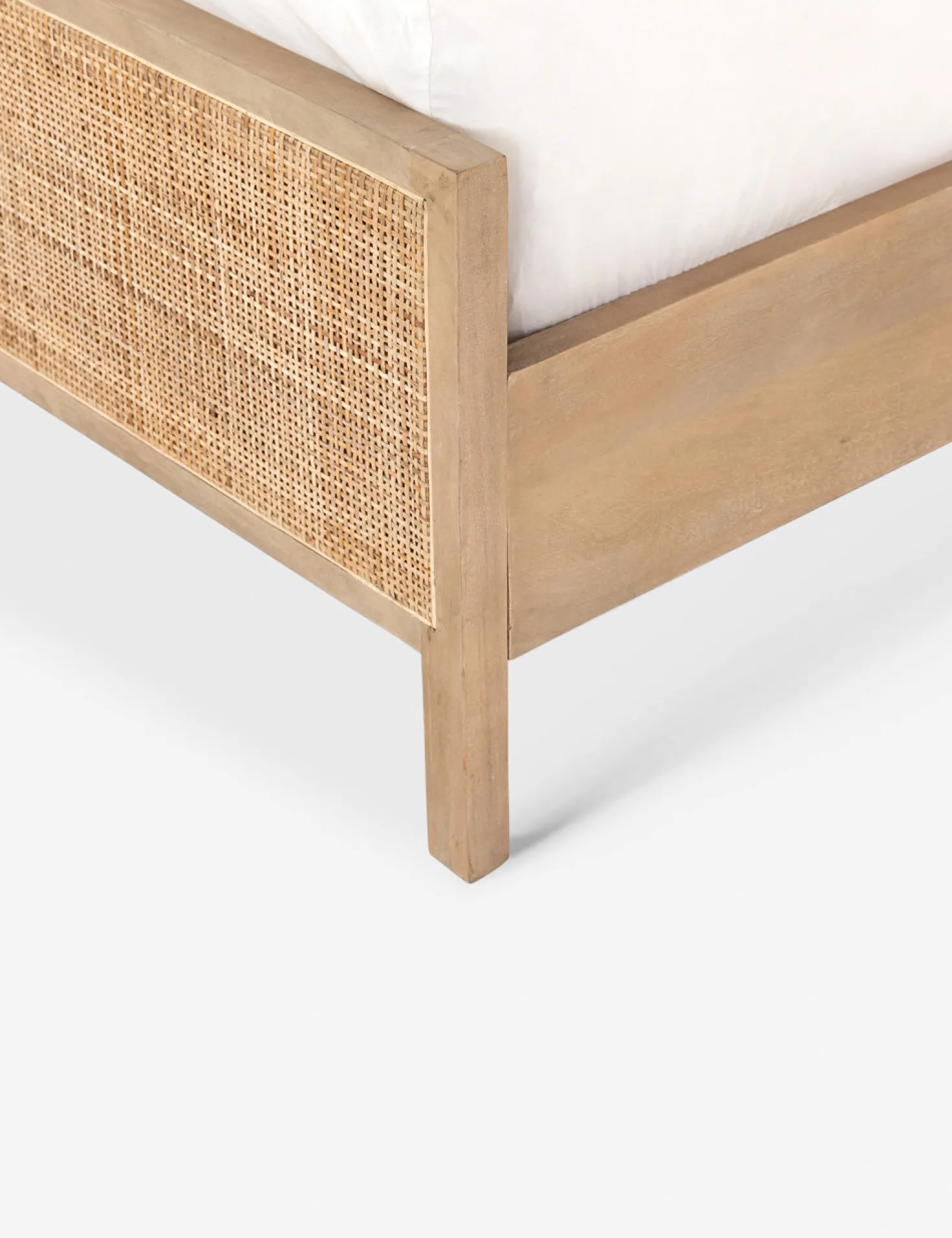 Hannah Platform Bed