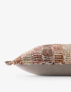 Hanneli Pillow
