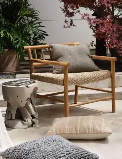 Hardy Indoor / Outdoor Stool