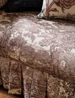 Highgrove Toile Linen-Blend Fabric by Sanderson
