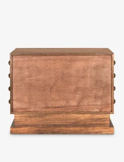 Hinda Dresser