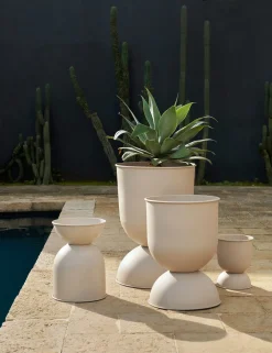 Hourglass Planter