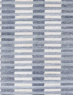 Ilia Indoor / Outdoor Handwoven Rug
