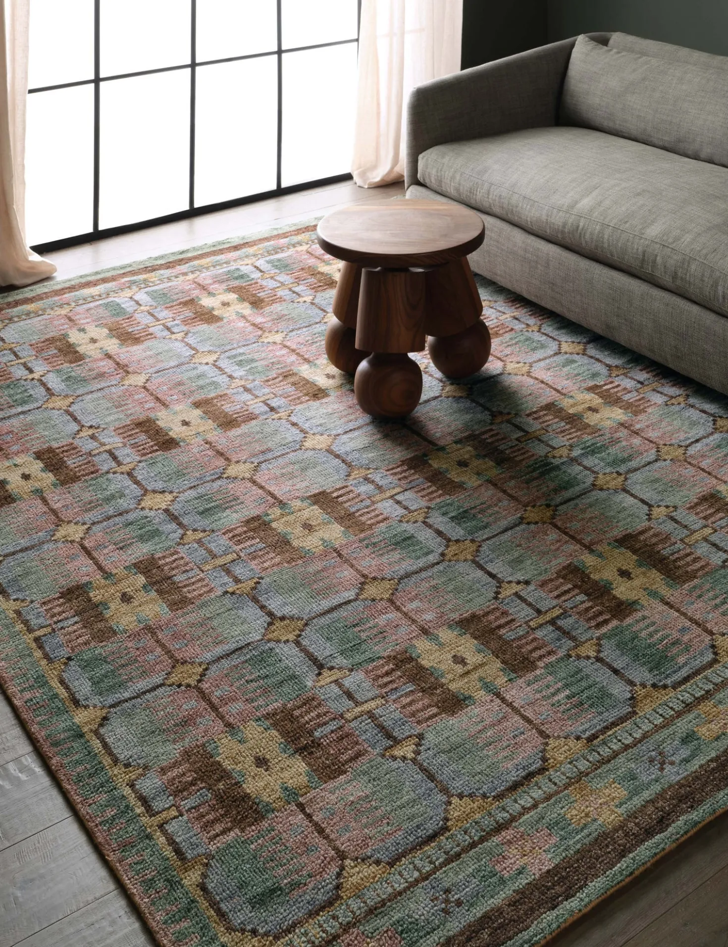Ilse Hand-Knotted Wool Rug