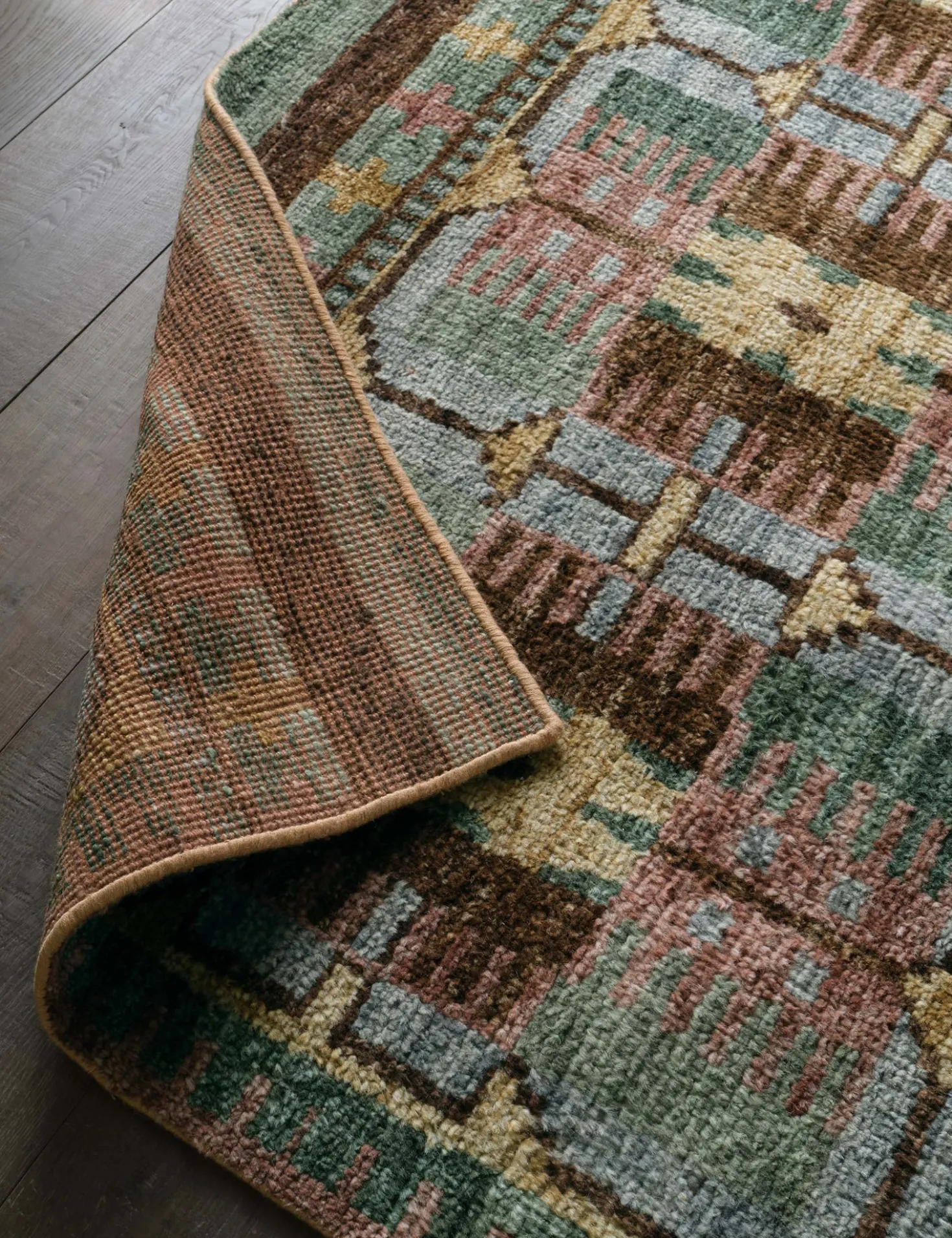 Ilse Hand-Knotted Wool Rug