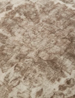 Jacome Pillow