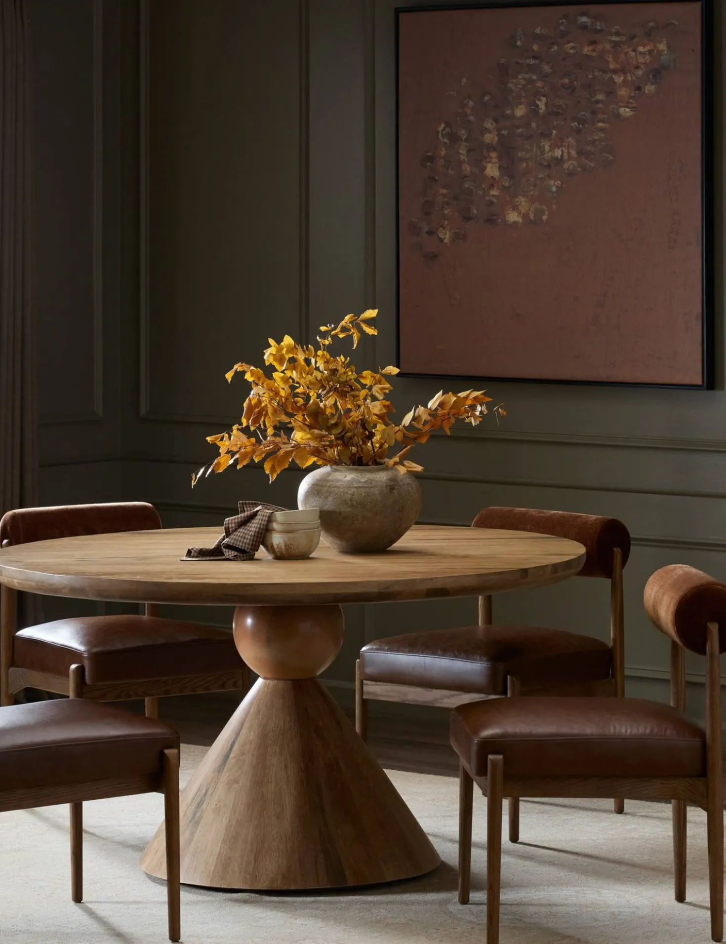 Jasmine Round Dining Table