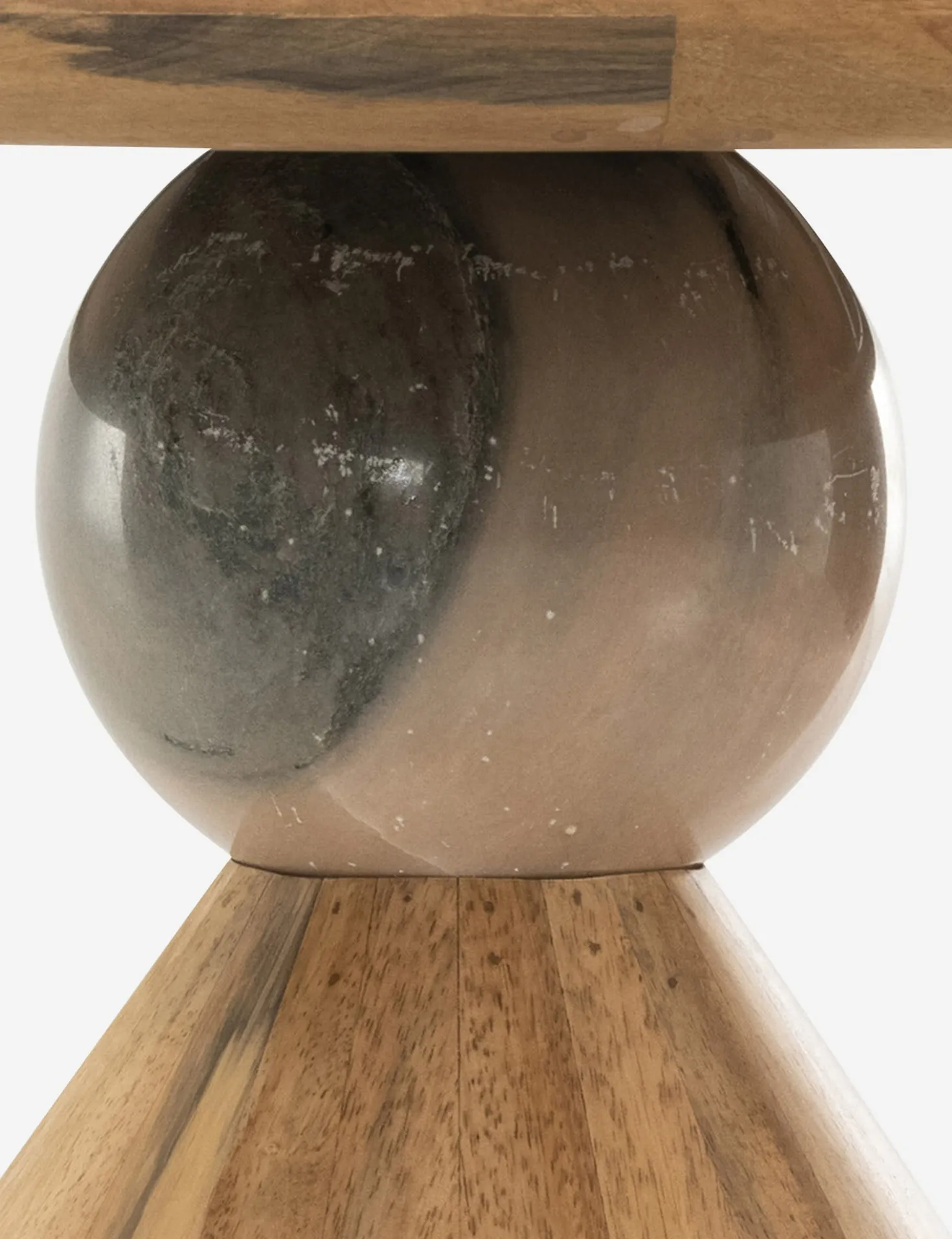 Jasmine Round Dining Table