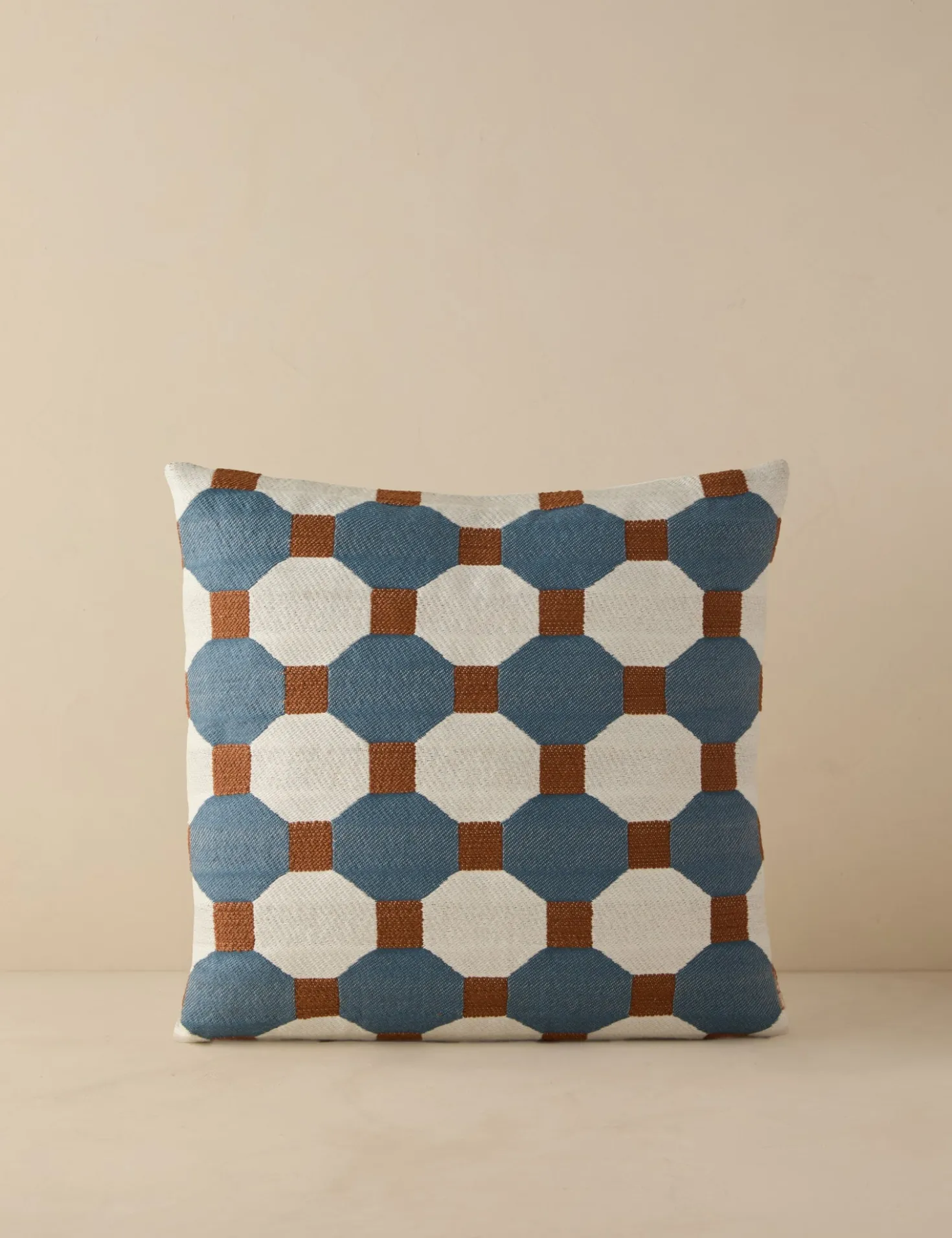 Jessa Indoor / Outdoor Pillow