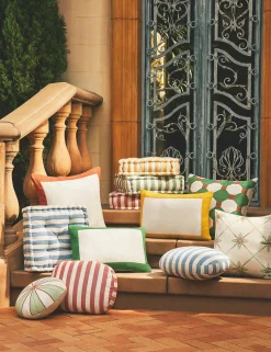 Jessa Indoor / Outdoor Pillow