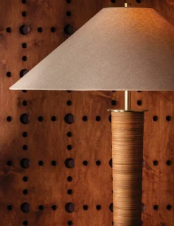 Jonadi Floor Lamp