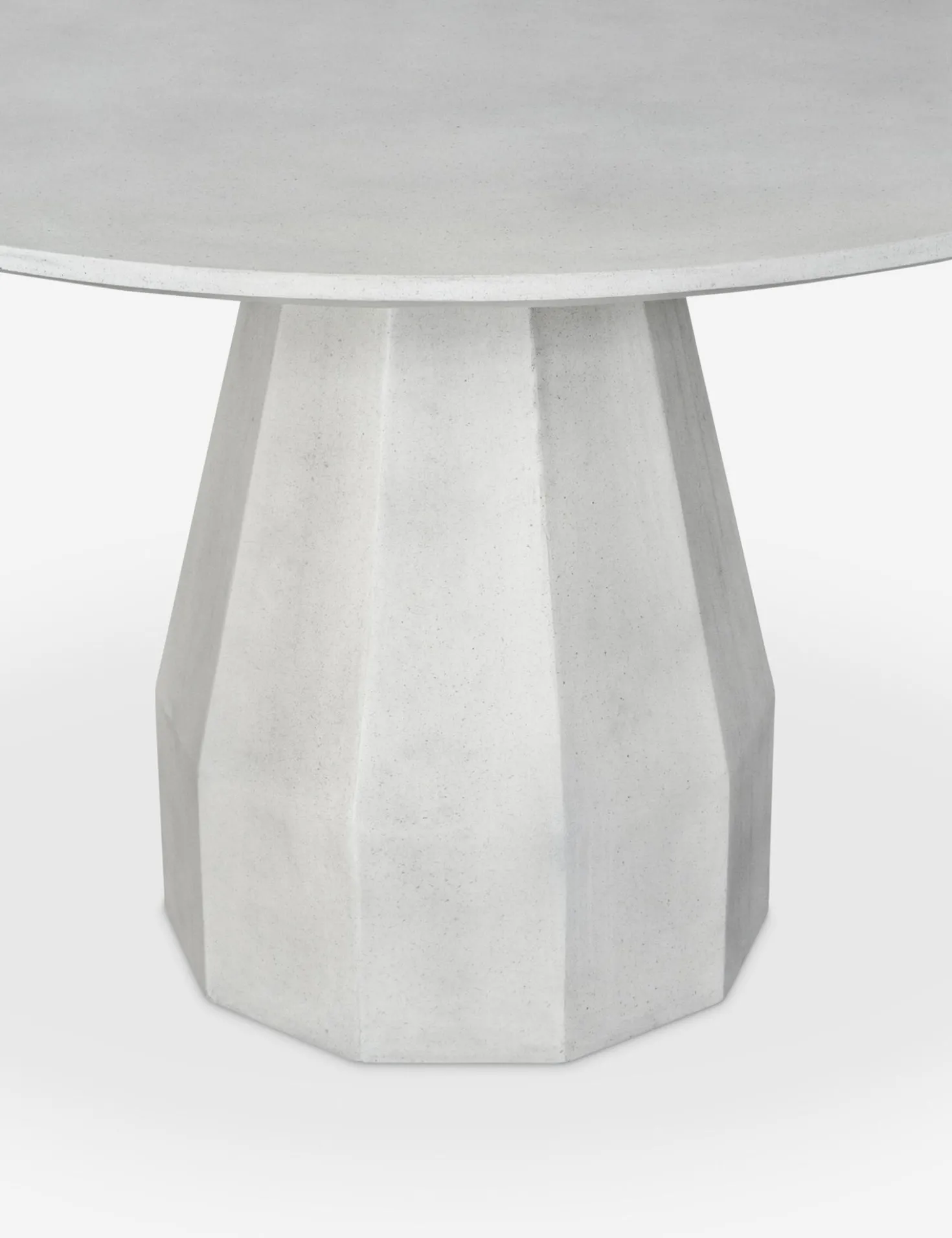 Kahra Indoor / Outdoor Round Dining Table