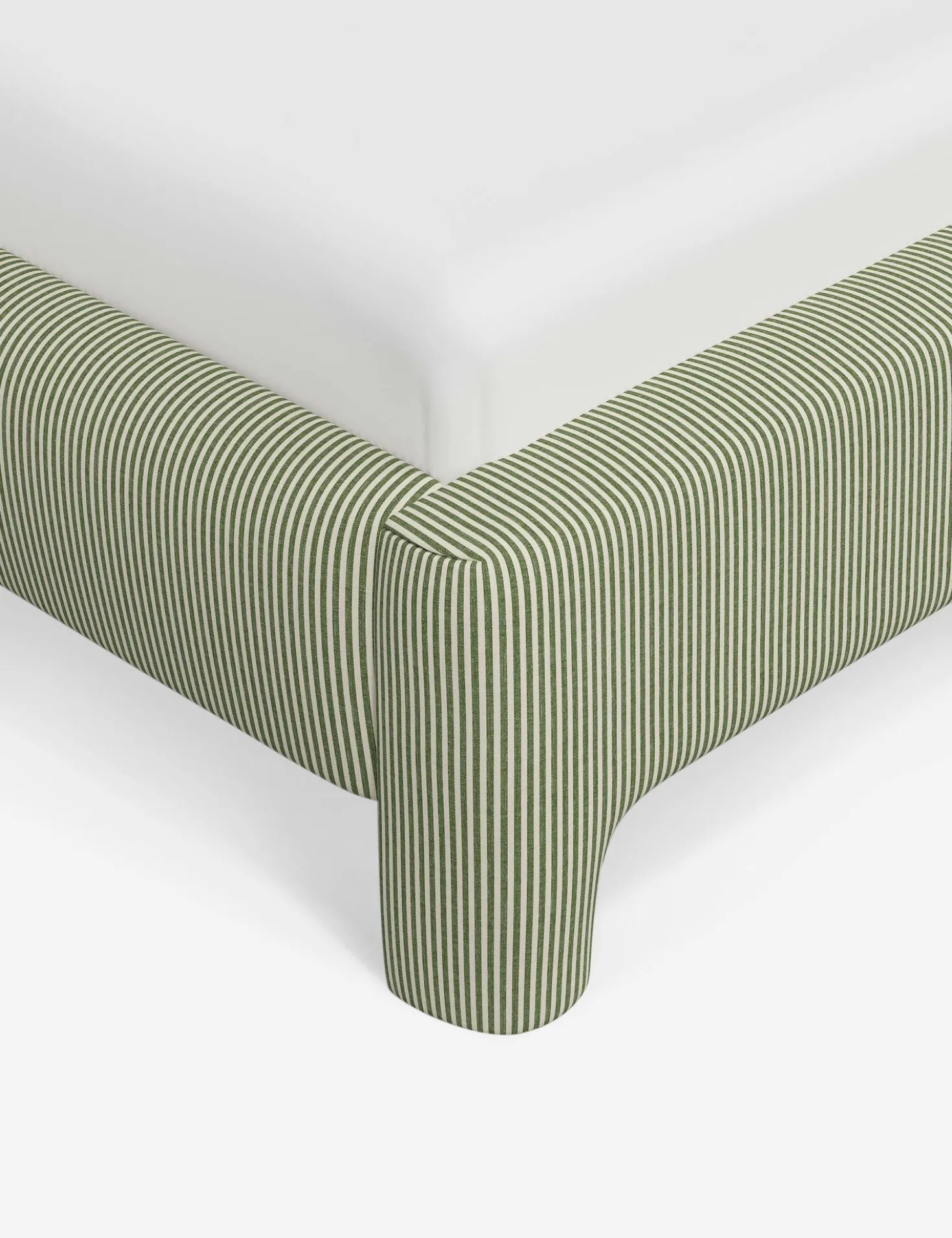 Kaisley Platform Bed