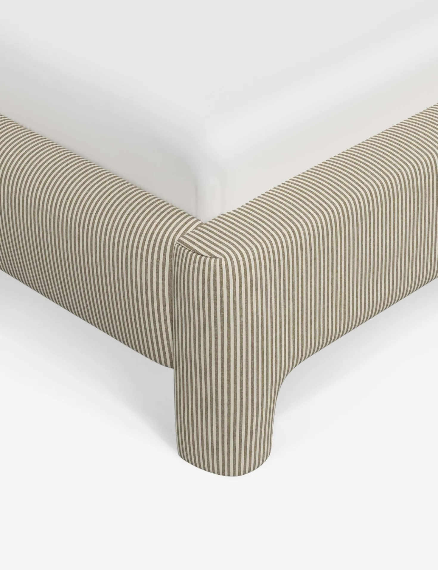 Kaisley Platform Bed