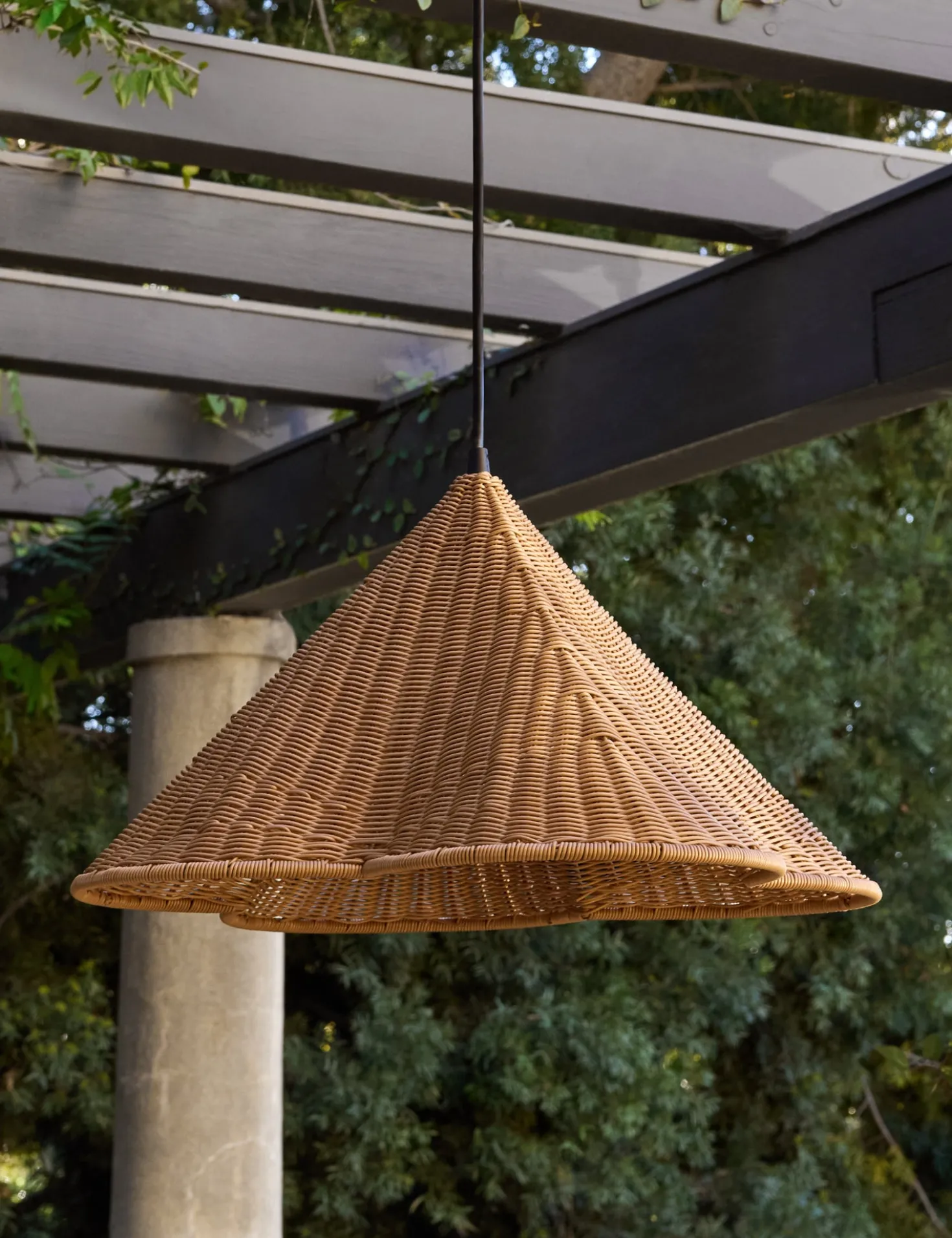 Kalani Outdoor Pendant Light