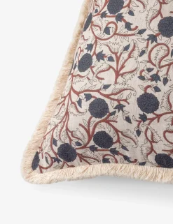Kamiyah Pillow