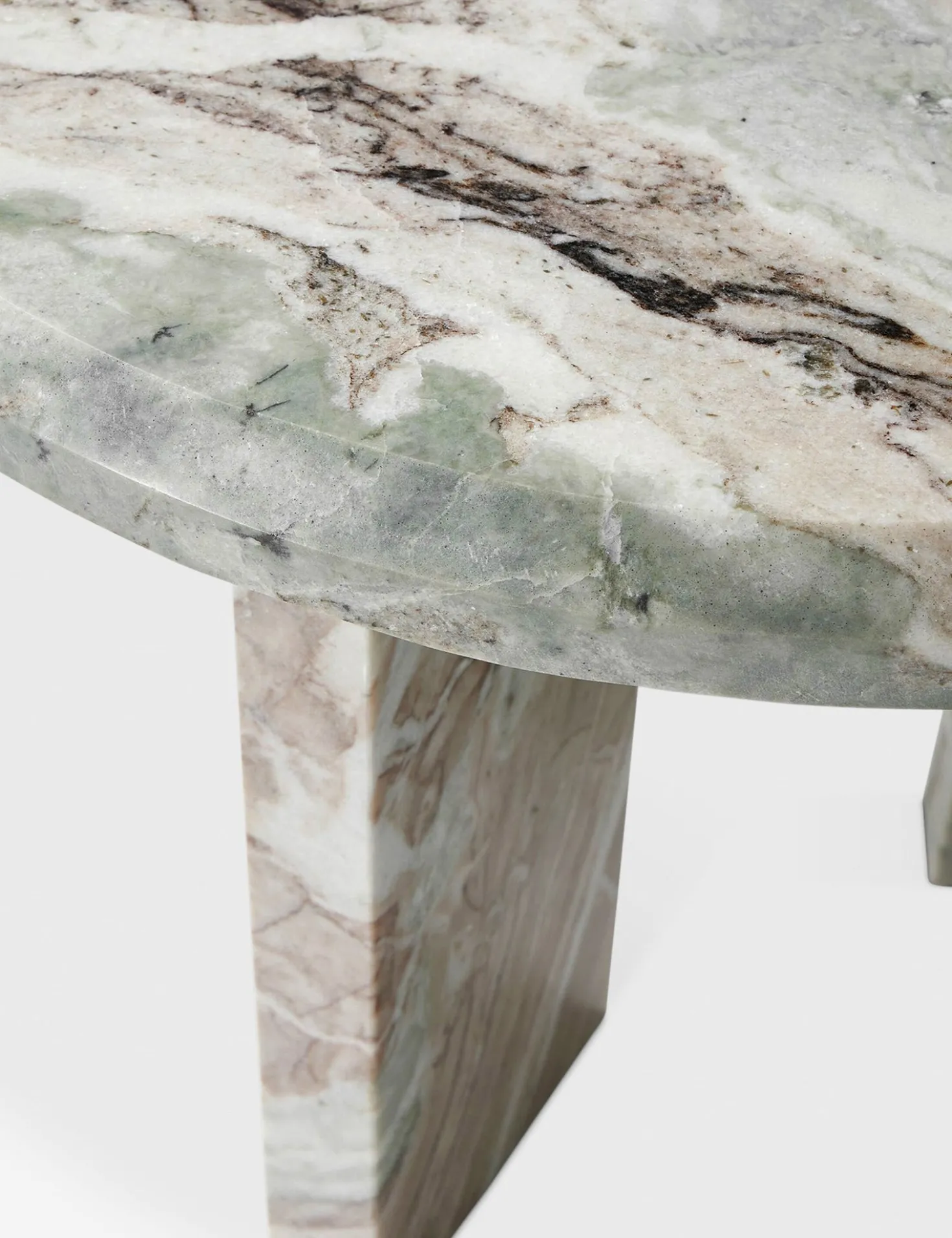 Kapala Coffee Table