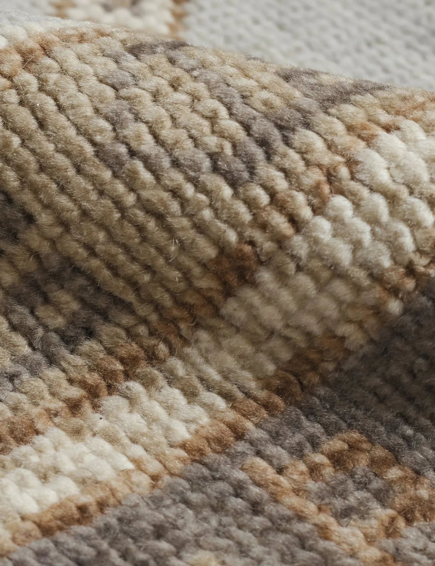 Kate Hand-Knotted Wool Rug