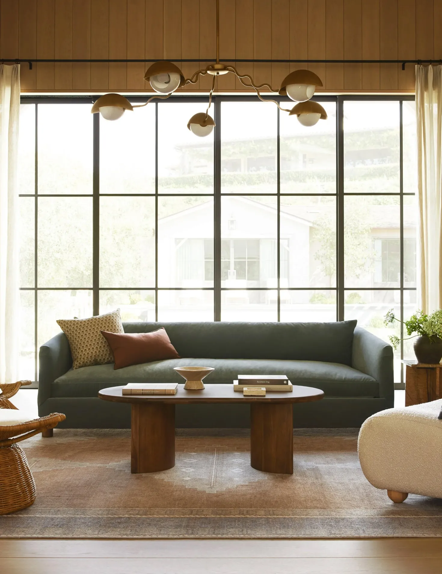 Kate Hand-Knotted Wool Rug
