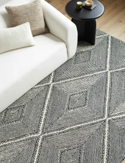 Koston Hand-Tufted Wool Rug