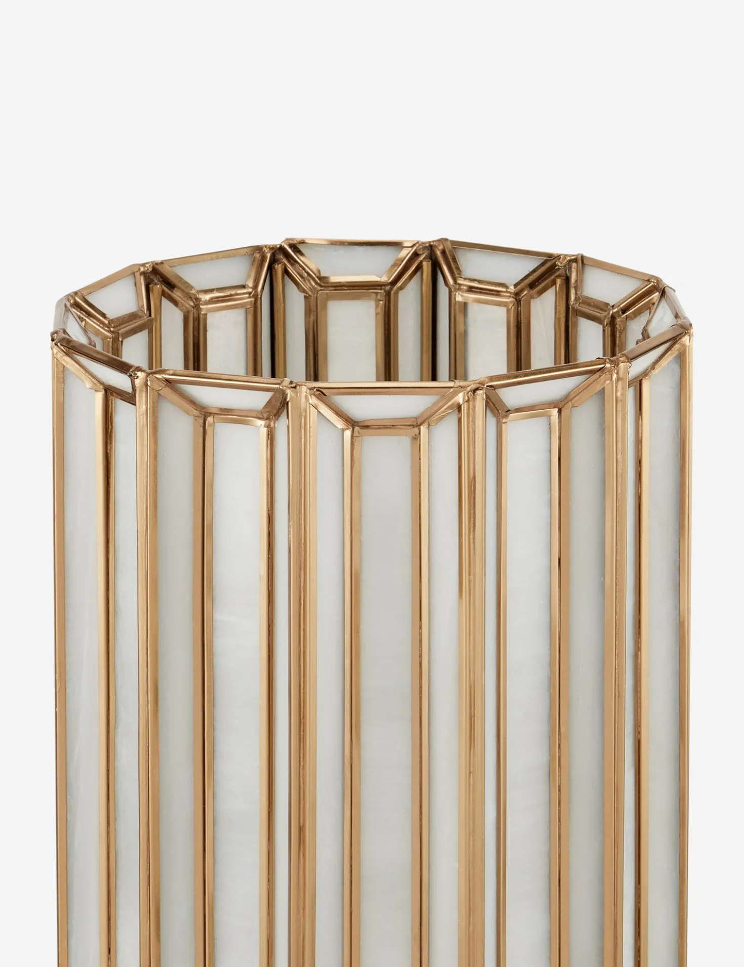 Labarre Table Lamp