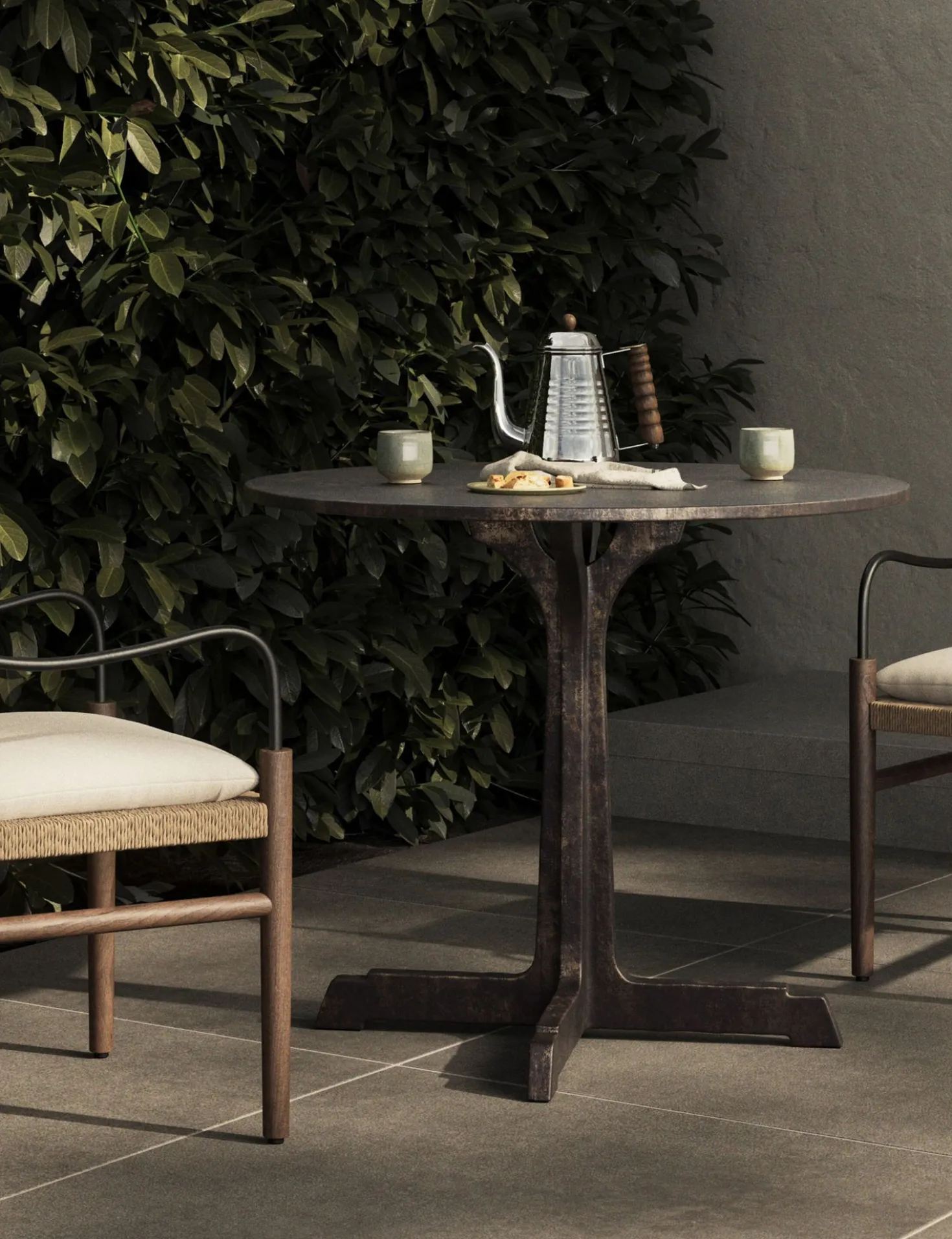 Lacasa Outdoor Round Dining Table
