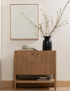 Laird Cabinet