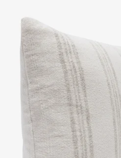 Lan Pillow