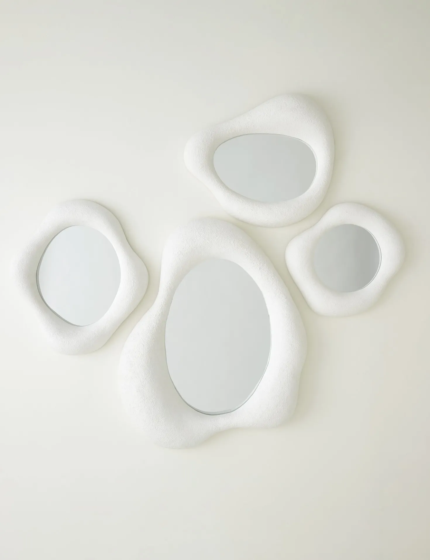Lauro Mirror