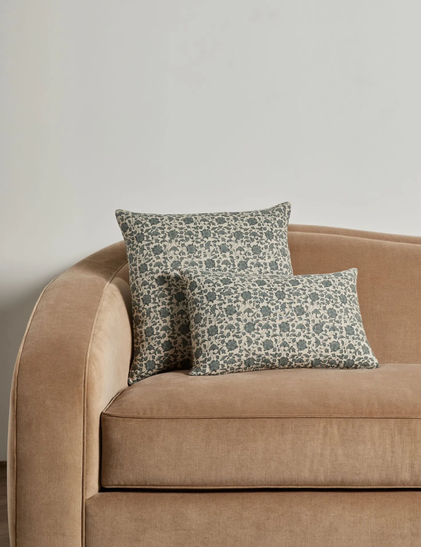 Lavelanet Linen Pillow