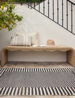 Lavinia Handwoven Indoor / Outdoor Rug
