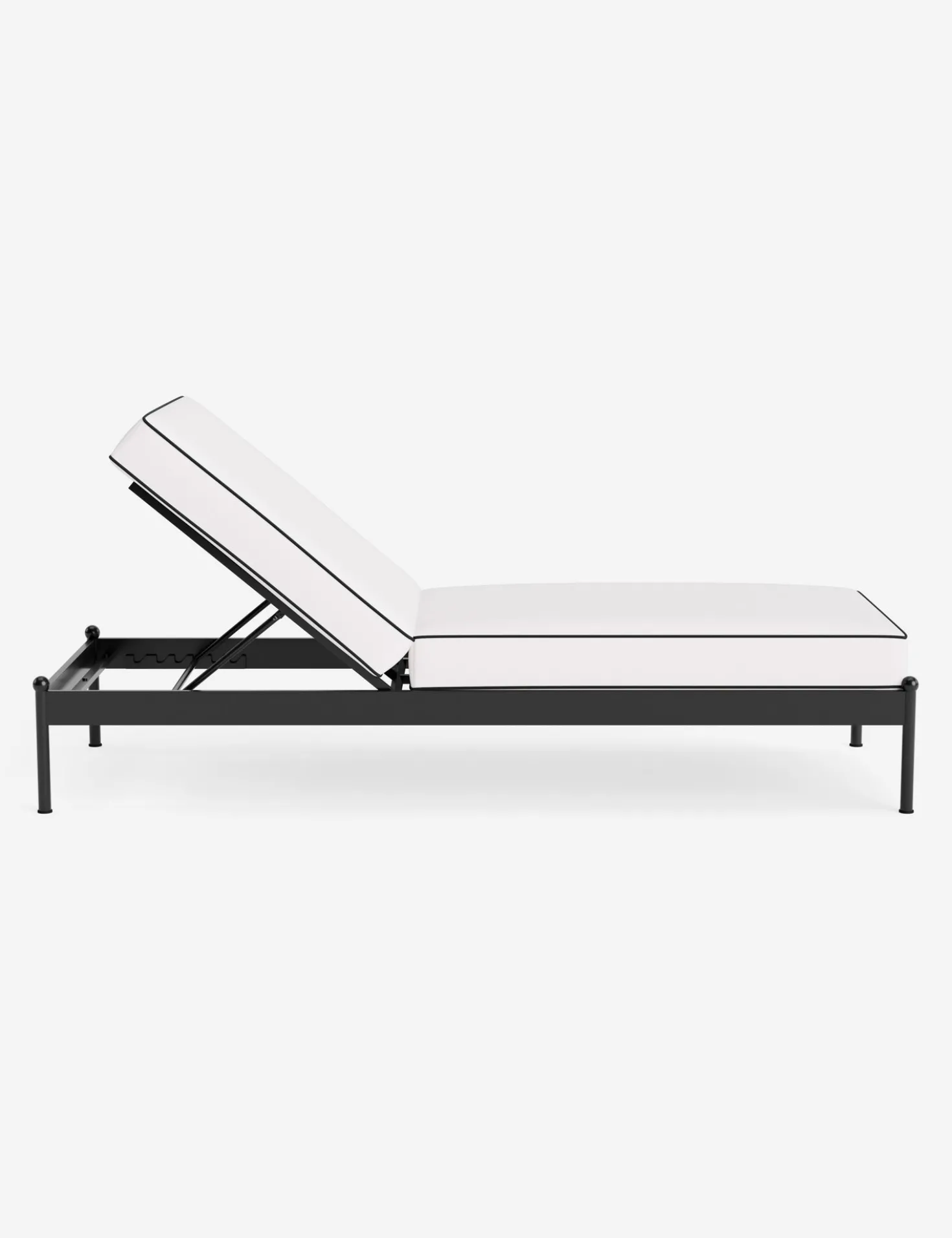 Leni Outdoor Chaise