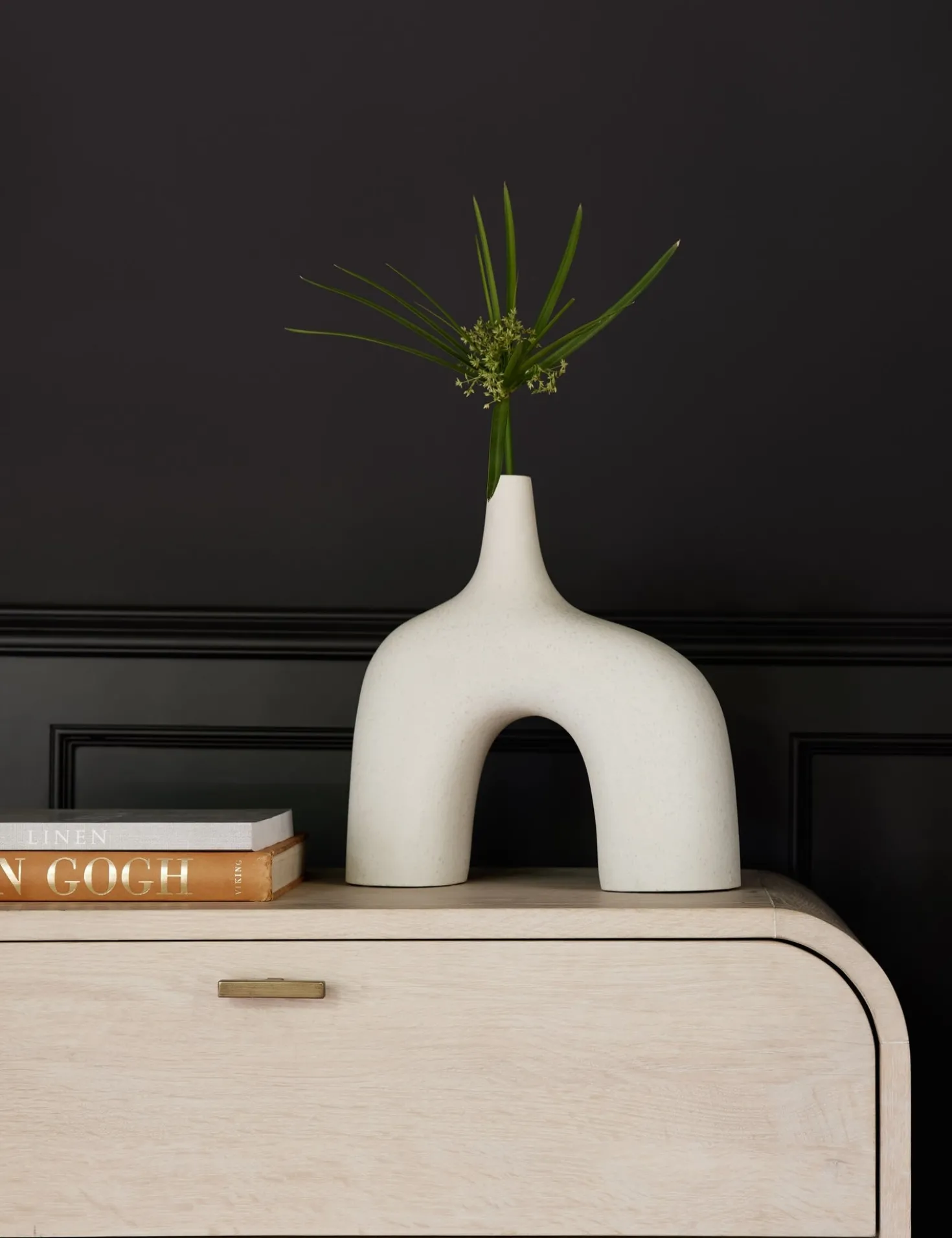 Leonor Decorative Vase