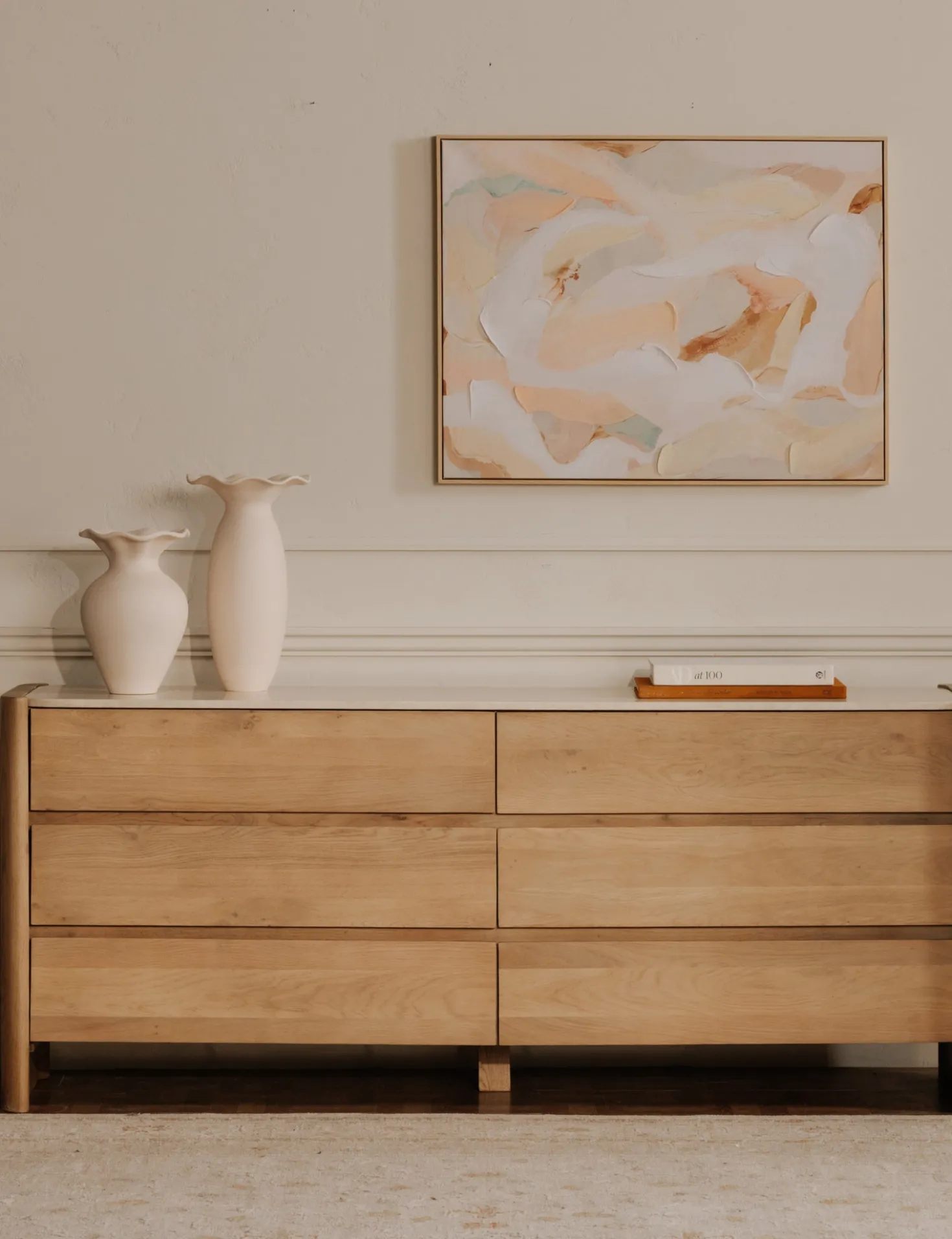 Lindahl Dresser