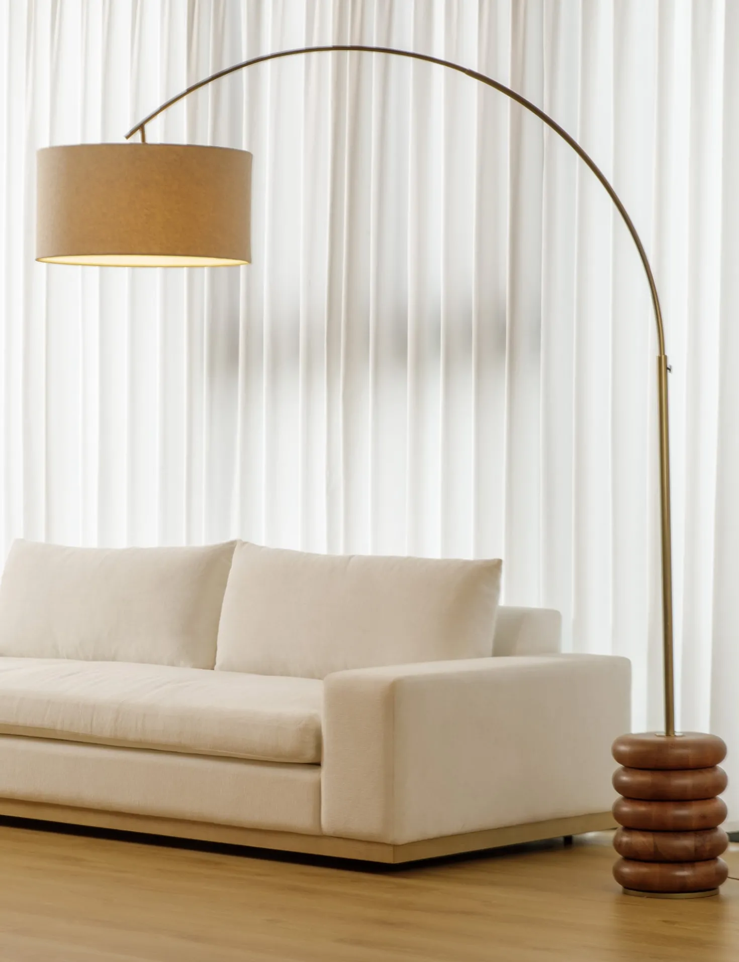 Linus Arc Floor Lamp