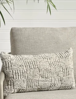 Linzy Pillow