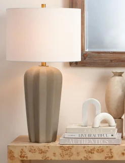 Lynn Table Lamp