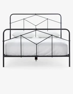 Maddie Bed