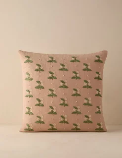 Madelief Embroidered Pillow
