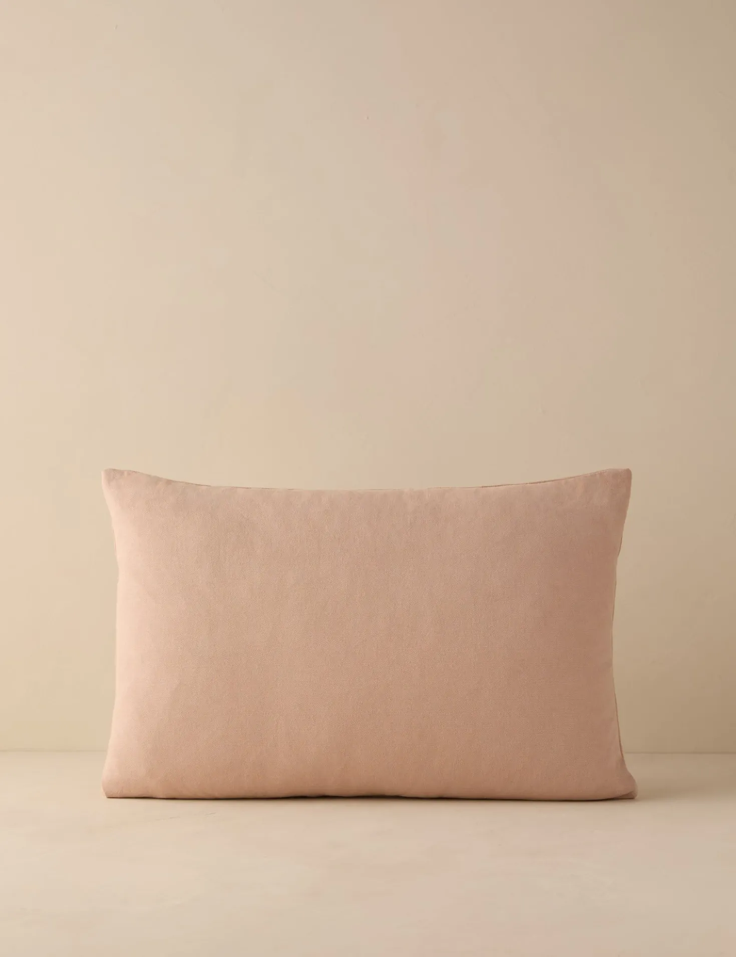 Madelief Embroidered Pillow