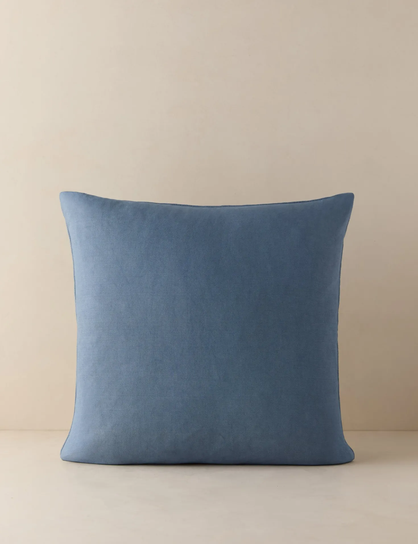 Madelief Embroidered Pillow
